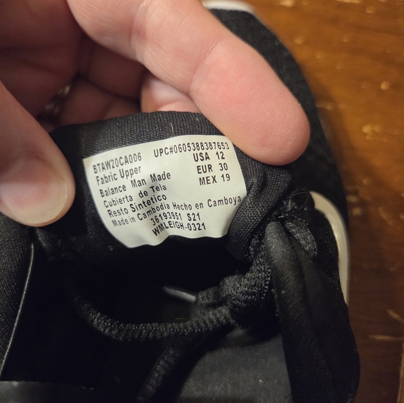 Athletic Works Black and White Mesh Sneakers - Picture 4 of 5